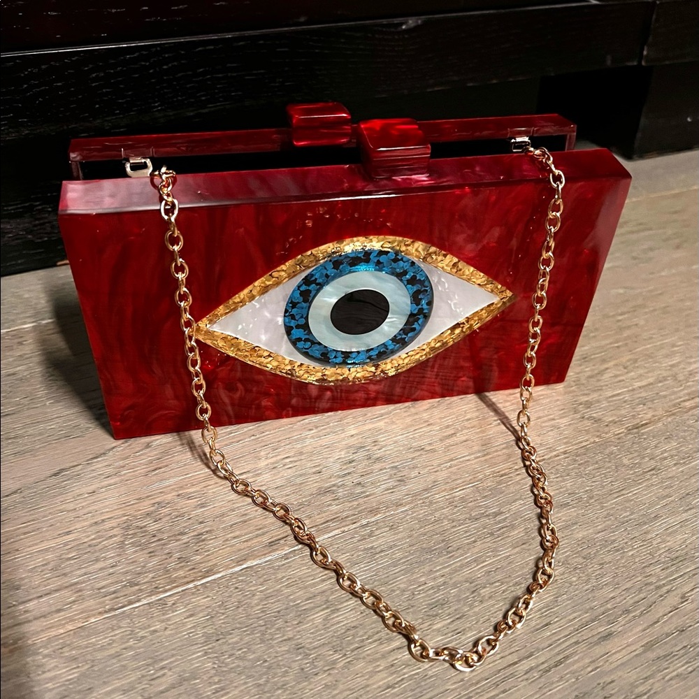 Art piece - clutch Lucite bag with gold chain!!